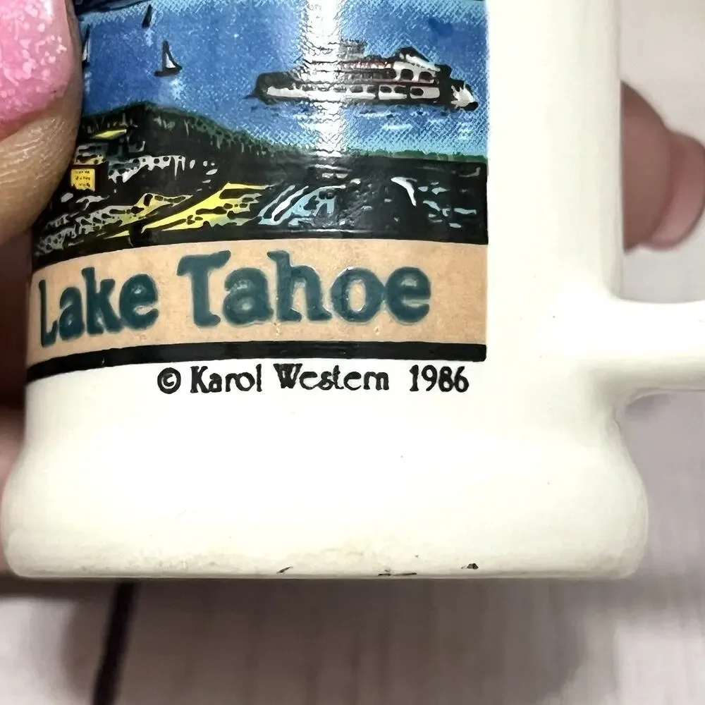LAKE TAHOE SALT & PEPPER SHAKER SET DOWNHILL SNOW SLOPE MOUNTAIN GAMBLING 1986